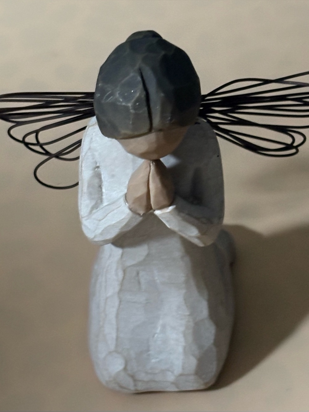 Willow Tree Praying Angel Figurine  Lordi 1999 in White and Gray -Home Art
